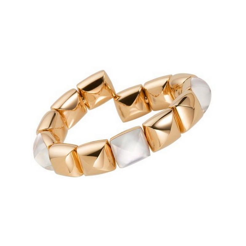 Brazalete Pan di Zucchero de Vhernier en oro rosa y madreperla blanca engastada en bisel